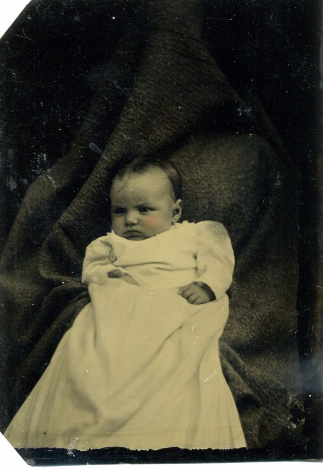 Hidden Mother Photography