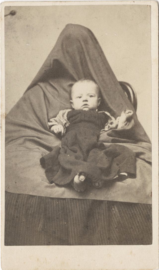 Hidden Mother Photography