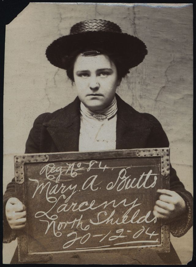 Female criminals of the Edwardian era vintage mugshots