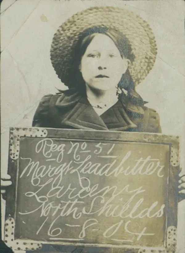 Female criminals of the Edwardian era vintage mugshots