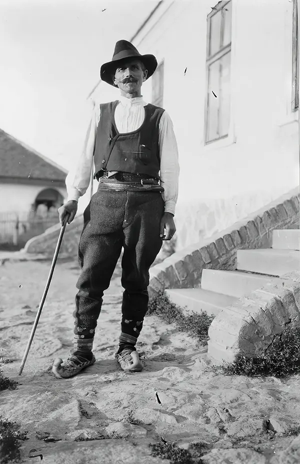 Frank Carpenter Old Photos