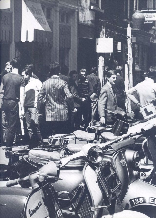 Mods vs Rockers Photos