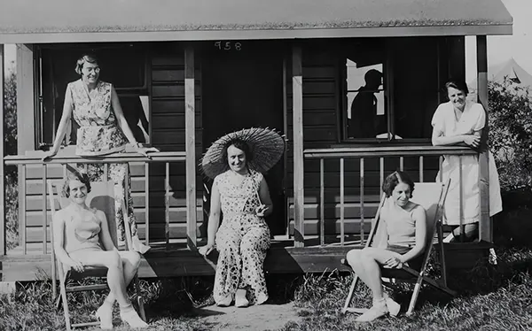 Fashion of 1920s old photos