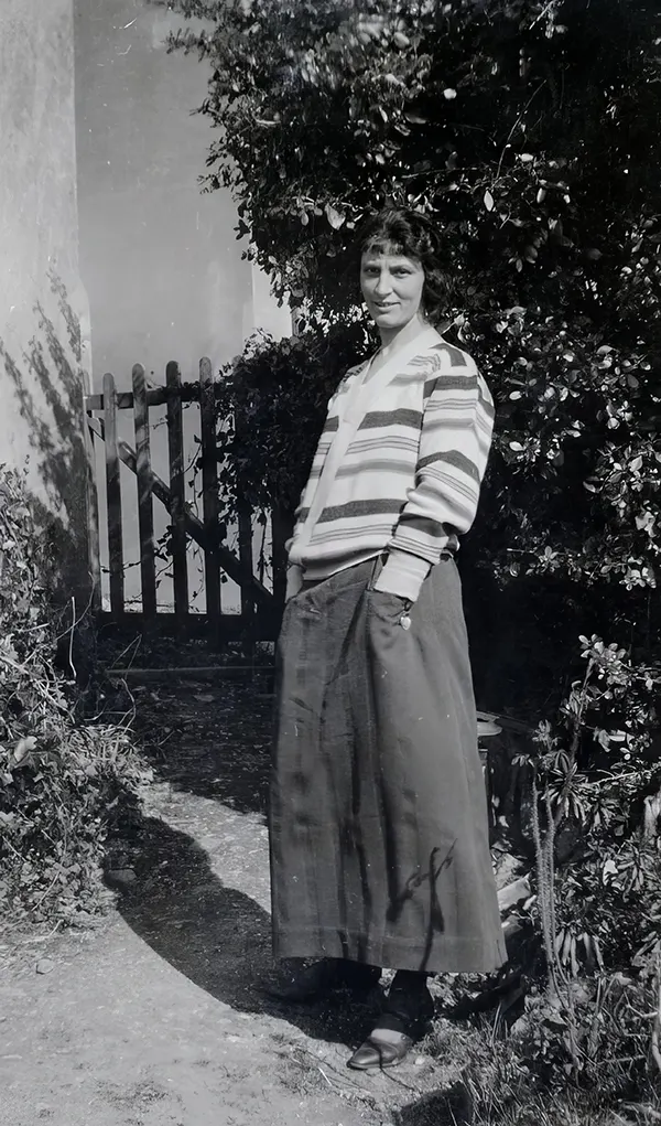 Fashion of 1920s old photos