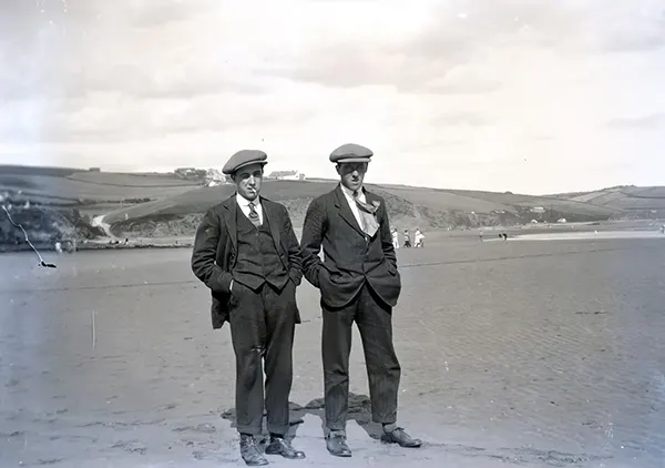 Fashion of 1920s old photos