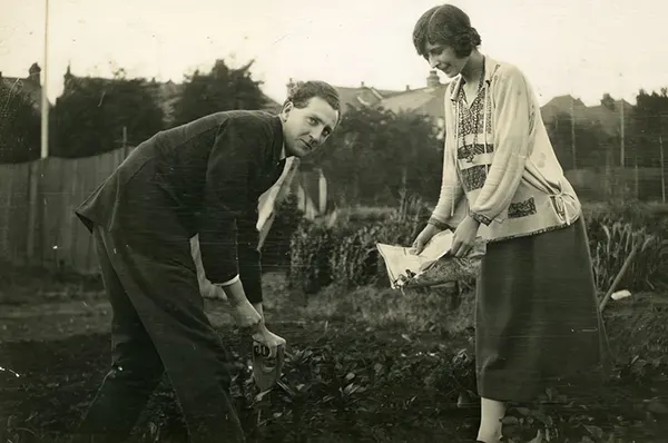 Fashion of 1920s old photos
