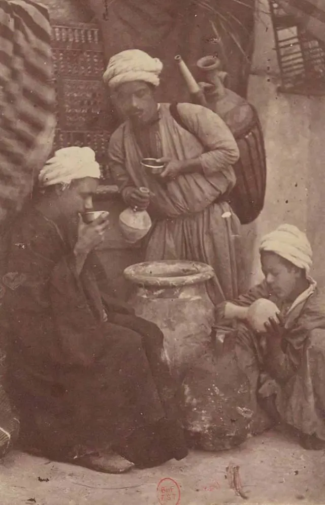 The Faces of 1870s Egypt: Captivating Old Photos by Émile Béchard