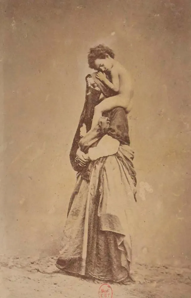 The Faces of 1870s Egypt: Captivating Old Photos by Émile Béchard