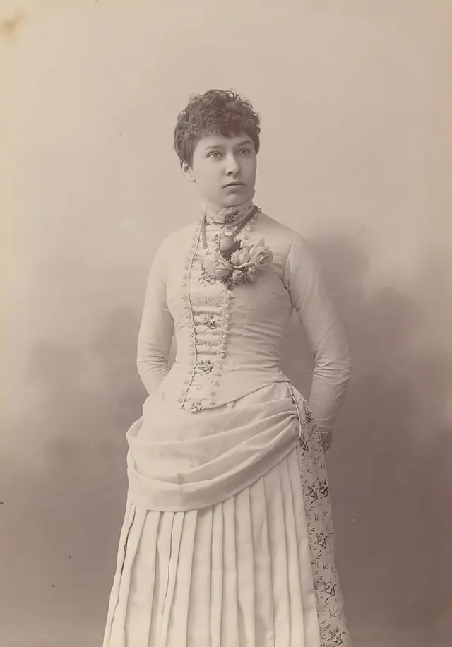 1890s Vintage Glamour of Women's Fashion