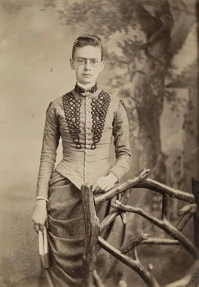 1890s Vintage Glamour of Women's Fashion