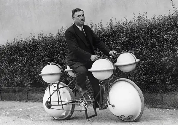 Bizarre Photos from History