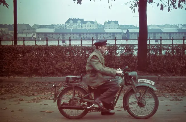 Fascinating Color Photographs Portray Everyday Life in Budapest Between 1939 and 1944