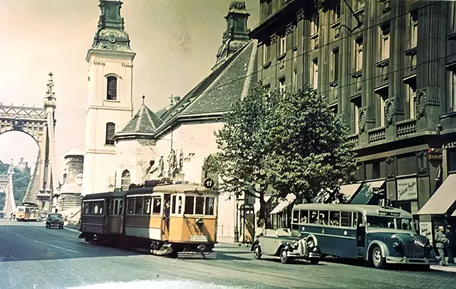 Fascinating Color Photographs Portray Everyday Life in Budapest Between 1939 and 1944