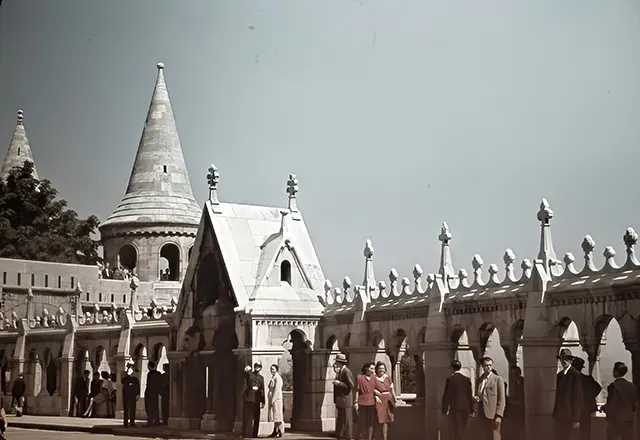 Fascinating Color Photographs Portray Everyday Life in Budapest Between 1939 and 1944