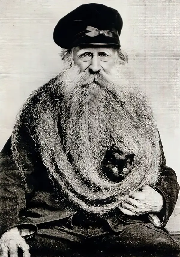 Louis Coulon Unique Beard