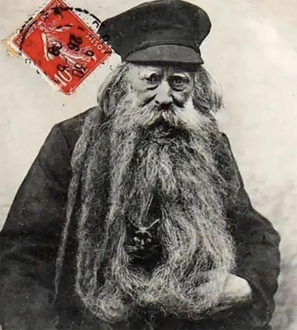 Louis Coulon Unique Beard