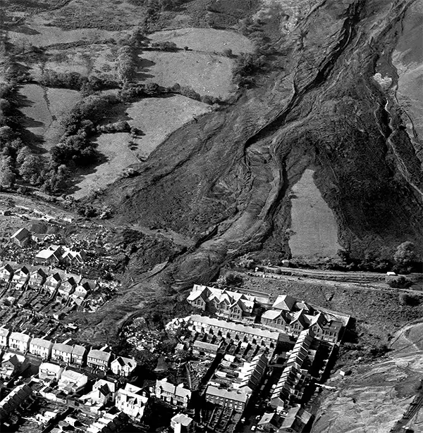 Aberfan Disaster Through Pictures