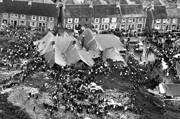 Aberfan Disaster Through Pictures