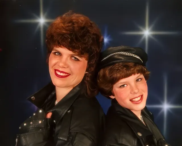 Hilarious Studio Portraits from the 1980s and 1990s