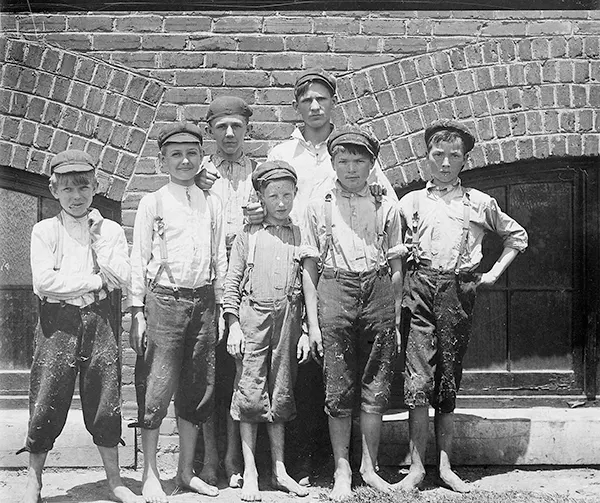 Obsolete Jobs: Forgotten Occupations That No Longer Exist Today