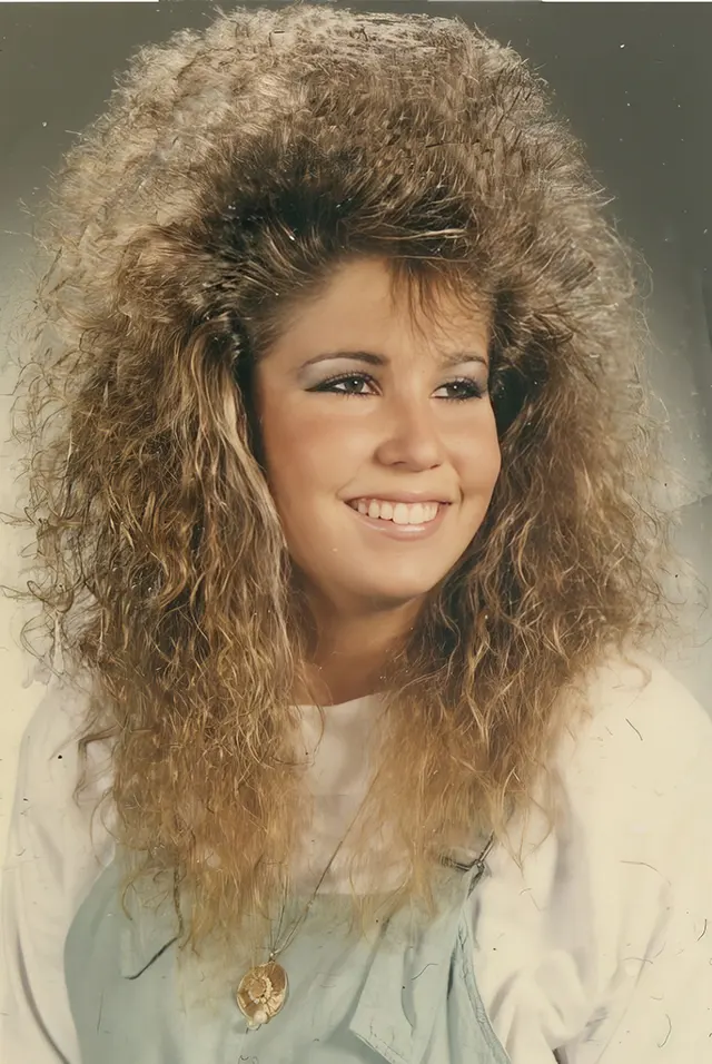 Big Hair Fashion for Women in the 1980s 