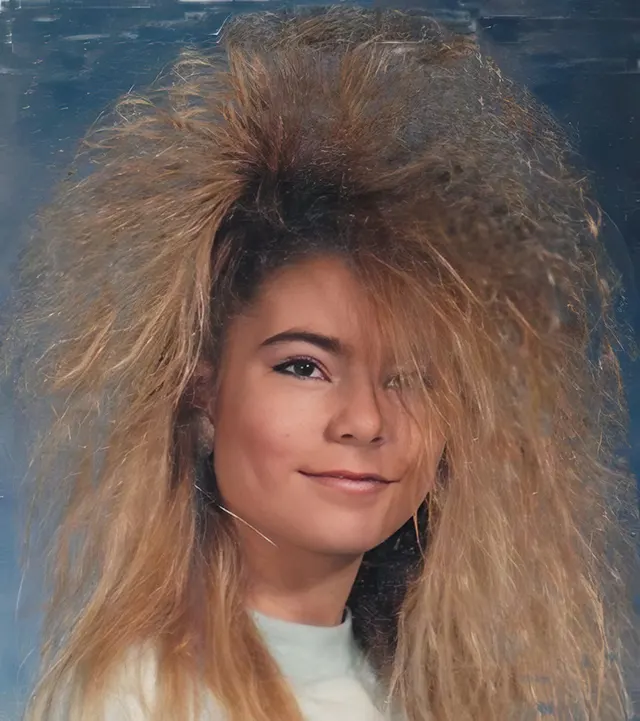 Big Hair Fashion for Women in the 1980s 