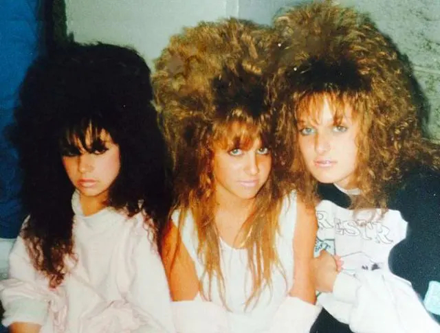Big Hair Fashion for Women in the 1980s 