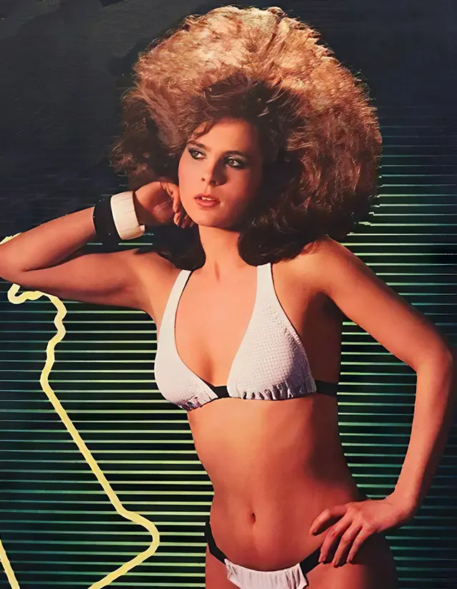 Big Hair Fashion for Women in the 1980s 