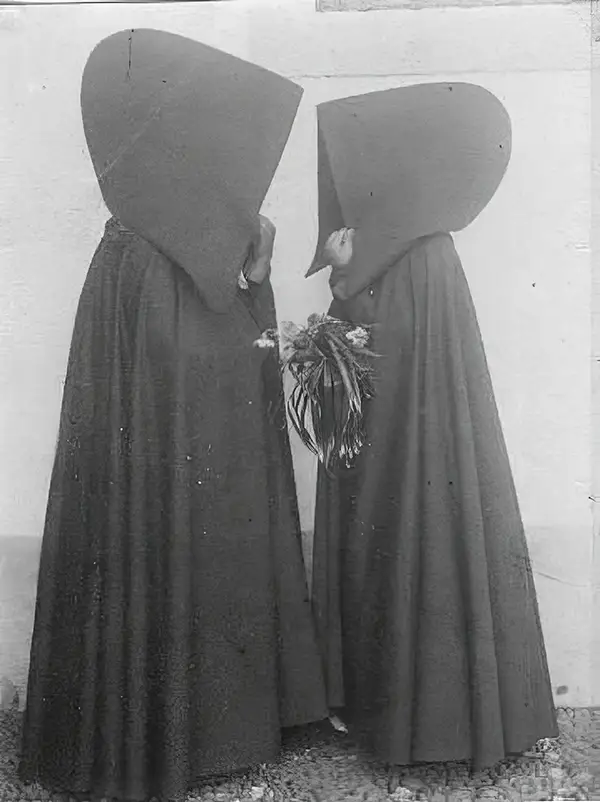Azores Island Hood Garment Vintage Photos