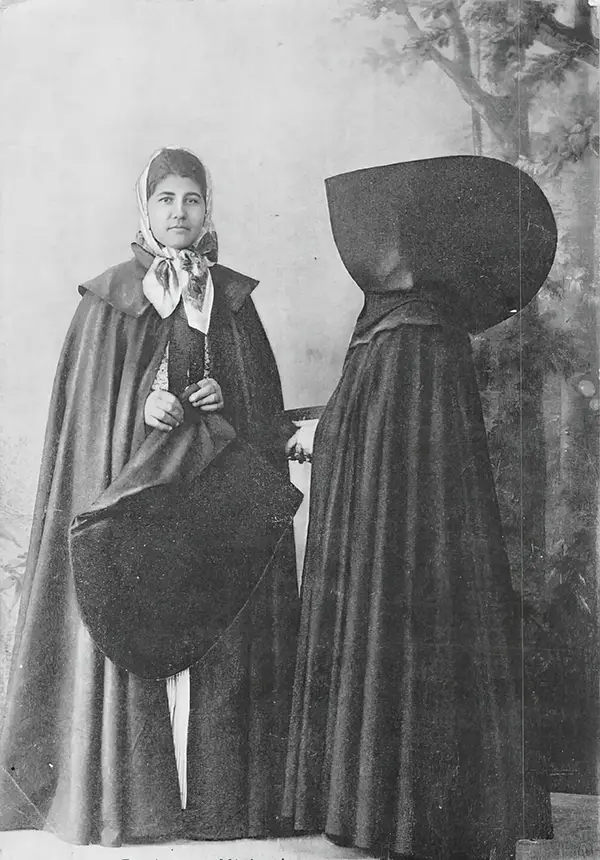 Azores Island Hood Garment Vintage Photos