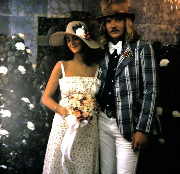 Vintage Photos of Weddings from the 1970s