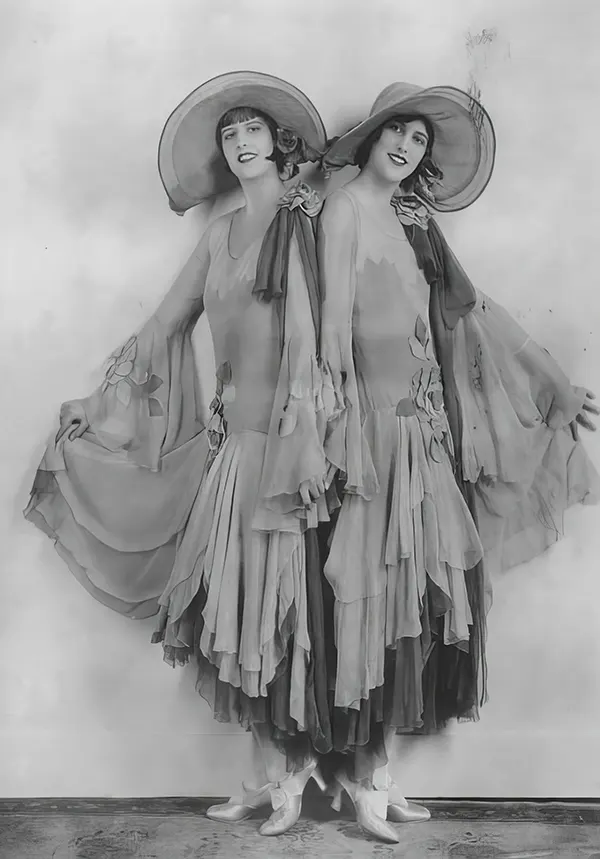 Flappers Vintage Photos