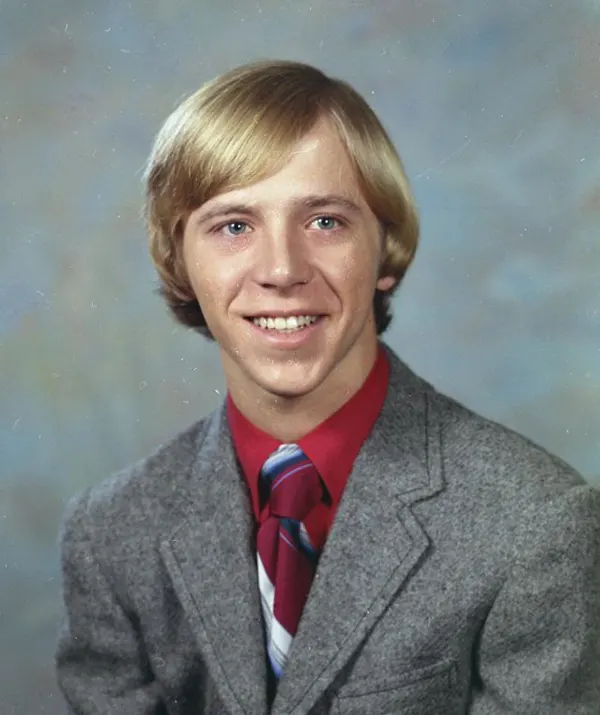 1970s Men’s Hairstyles Through Vintage Studio Portraits