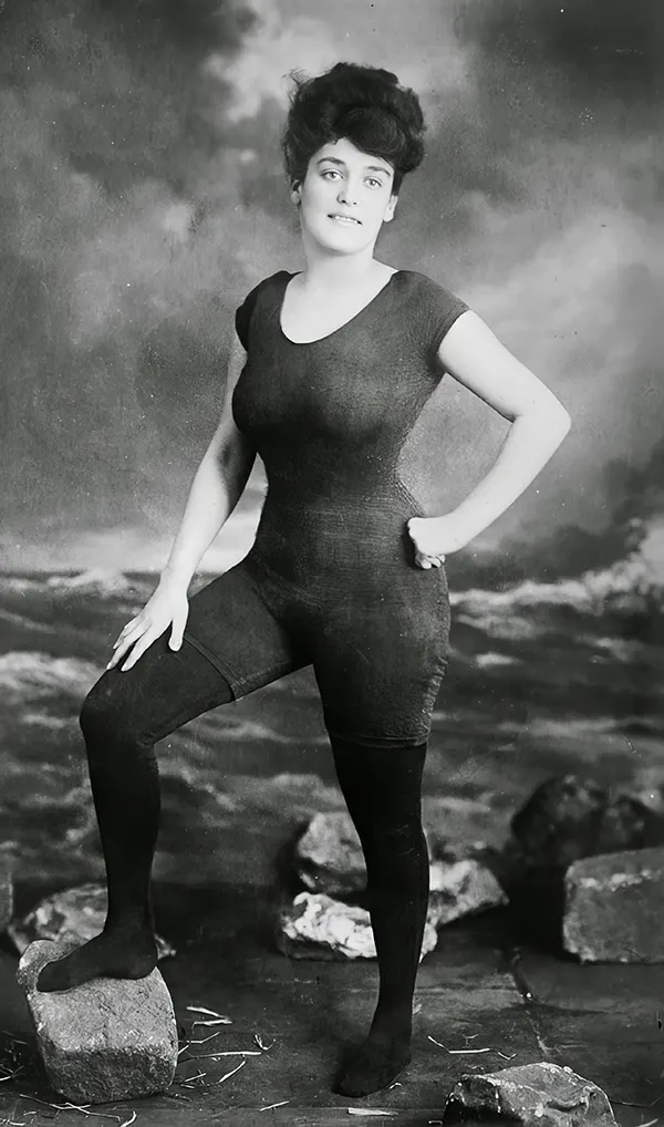 Vintage Photos of Early 1900s Swimwear Styles