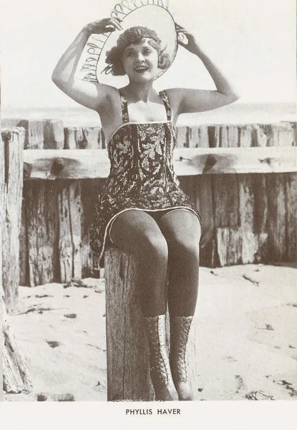 Vintage Photos of Early 1900s Swimwear Styles