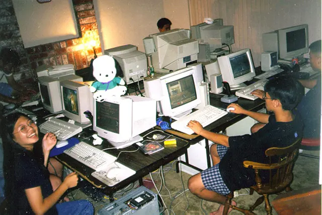 LAN parties 2000s old photos