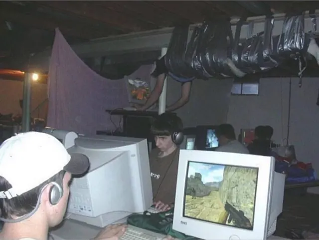 LAN parties 2000s old photos