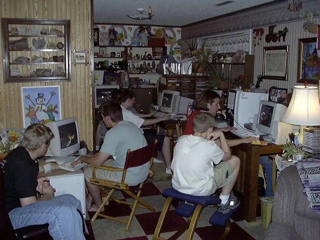 LAN parties 2000s old photos
