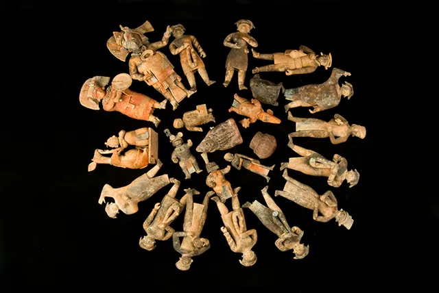  Maya Figurines with Removable Helmet