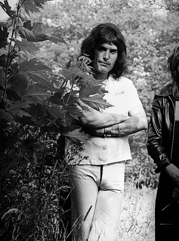 Rock Stars in Tight Pants: Photos of Legends Who Took “Too Tight” to the Next Level