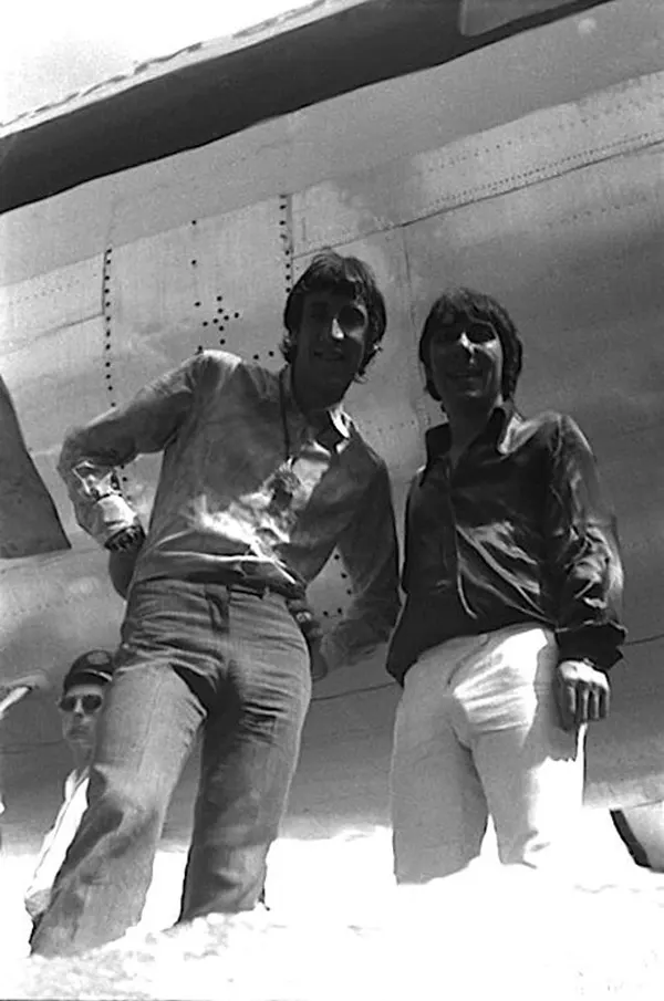 Rock Stars in Tight Pants: Photos of Legends Who Took “Too Tight” to the Next Level