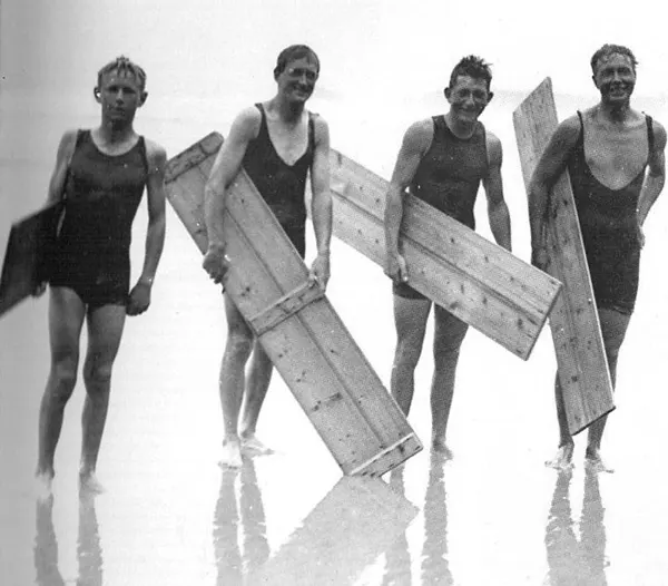 Vintage Photos of People Surfing