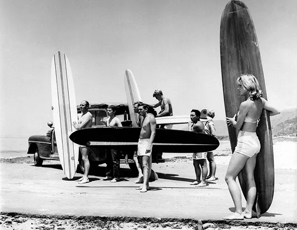 Vintage Photos of People Surfing