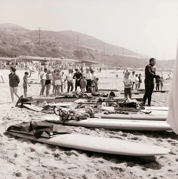 Vintage Photos of People Surfing