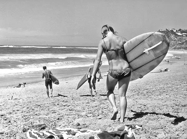 Vintage Photos of People Surfing
