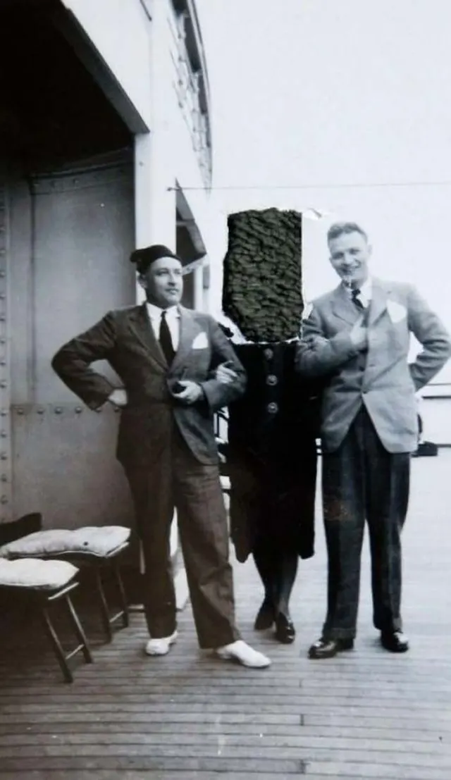 Unfriending Before the Internet Photos