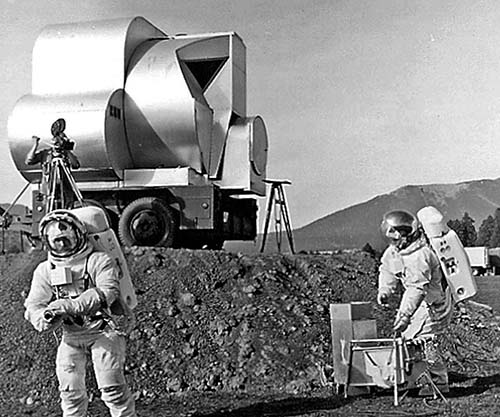 Apollo program astronauts training in Arizona for the Moon missions, Apollo program astronauts training in Arizona for the Moon missions, 1960s