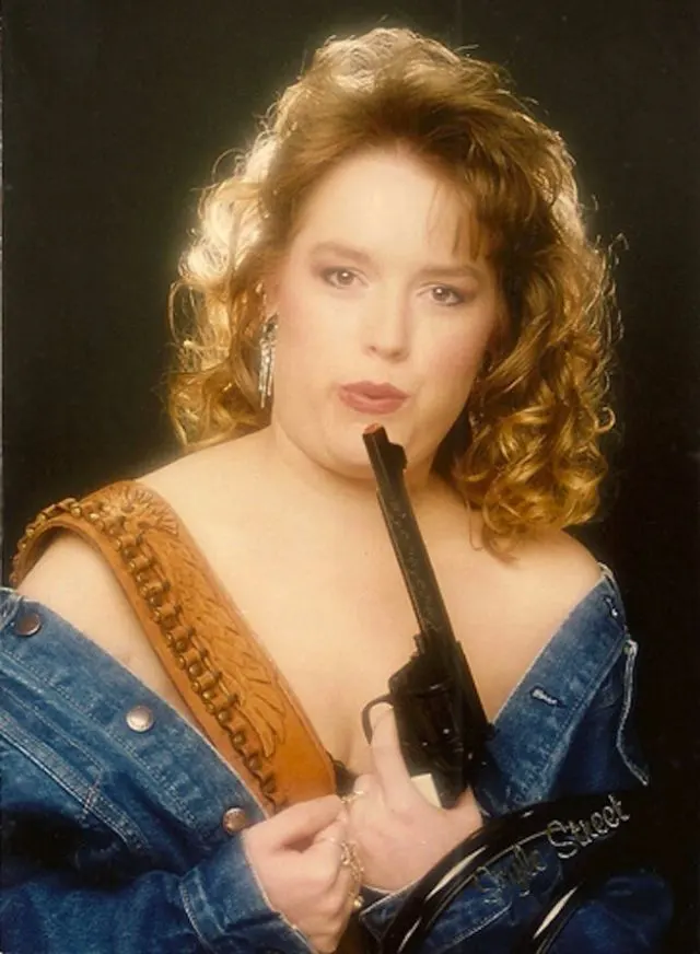 Hilarious Studio Portraits from the 1980s and 1990s