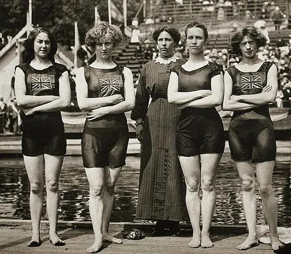 Vintage Photos of Early 1900s Swimwear Styles