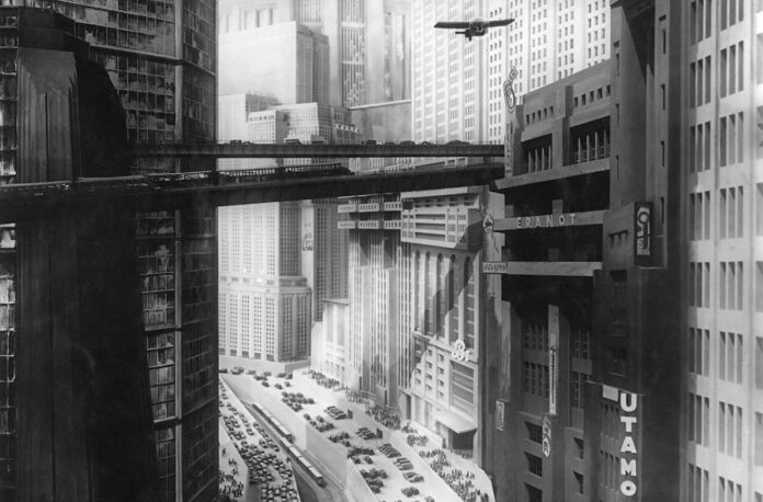 Behind the Scenes of Metropolis (1927): Old Photos from a